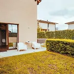 Garda Relais Гостевой дом Кастельнуово-дель-Гарда