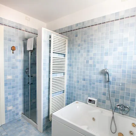 Garda Relais 3*