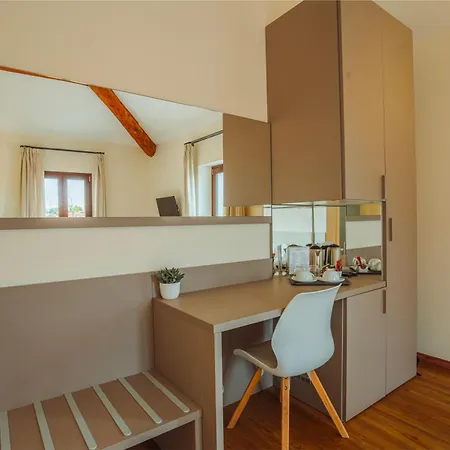 Garda Relais