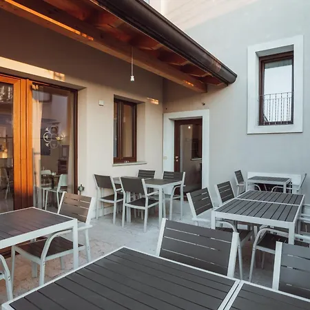 Garda Relais