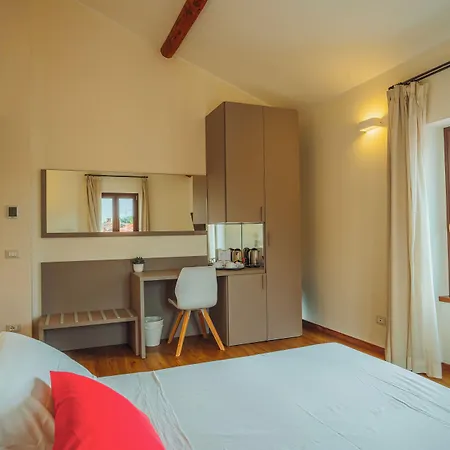Πανσιόν Garda Relais Castelnuovo del Garda